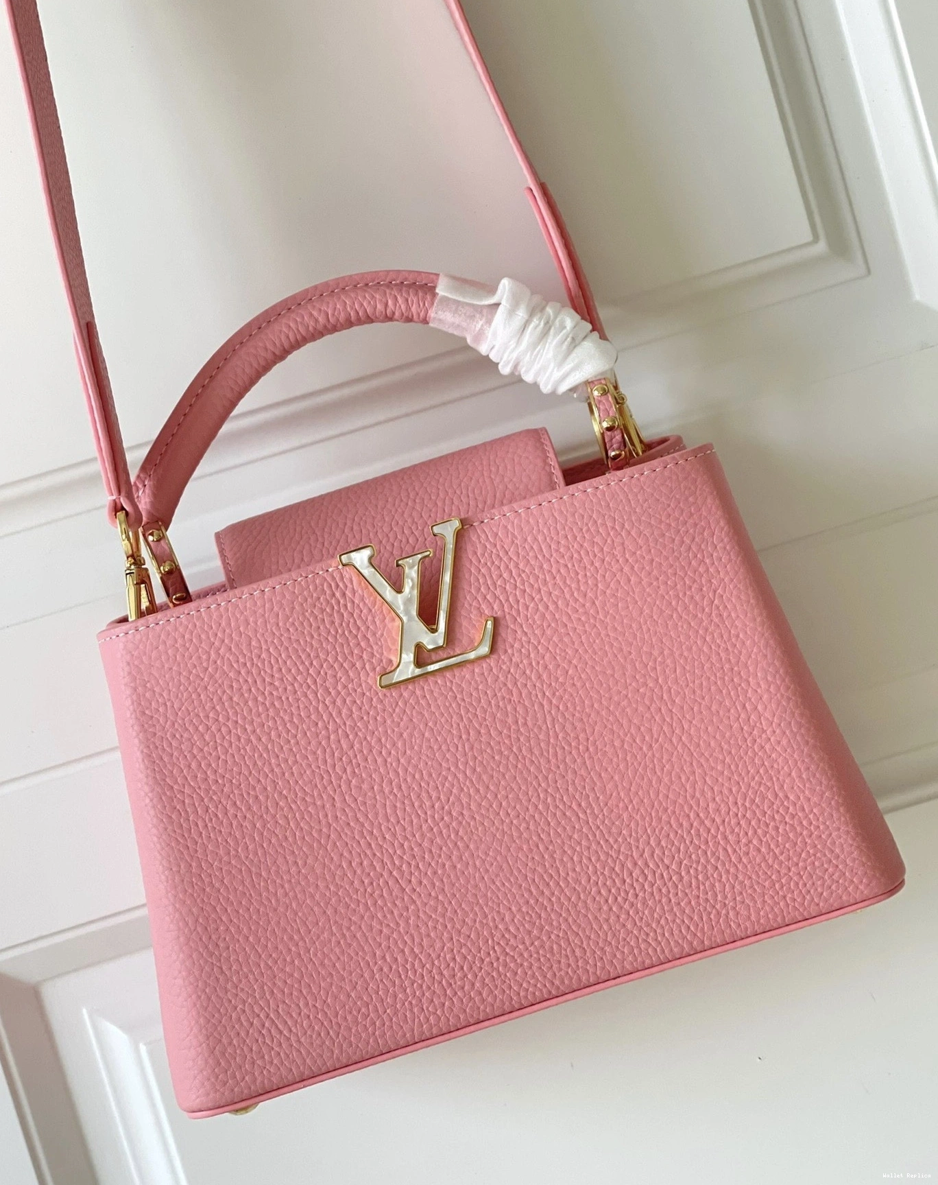 Affordable VUITTON LOUIS CAPUCINES BB 0715